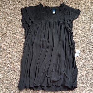 Women’s charcoal ruffle sleeve top